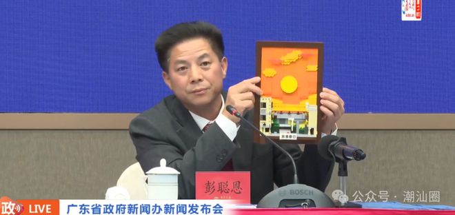 10万发烟花超5000架无人机30分钟表演！龙8头号玩家【重磅】汕头大型焰火晚会剧透！近(图5)