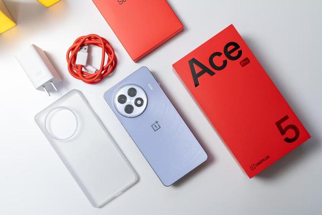 K80 Pro：国补当下性价比直屏手机该怎么选龙八国际娱乐网站一加Ace 5 Pro与红米(图12)